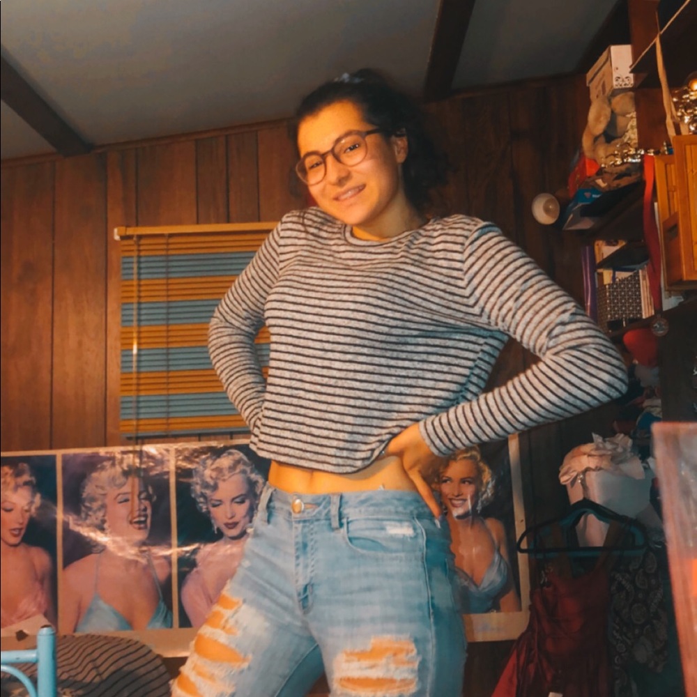 Cute innocent stripped shirt